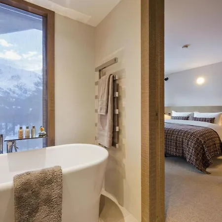 Apartment Lech Legacy: Where Chalet Luxury Meets Alpine