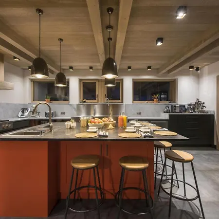 Lech Legacy: Where Chalet Luxury Meets Alpine Apartment